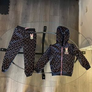 Ash-Gray Minnie Mouse sweat suit